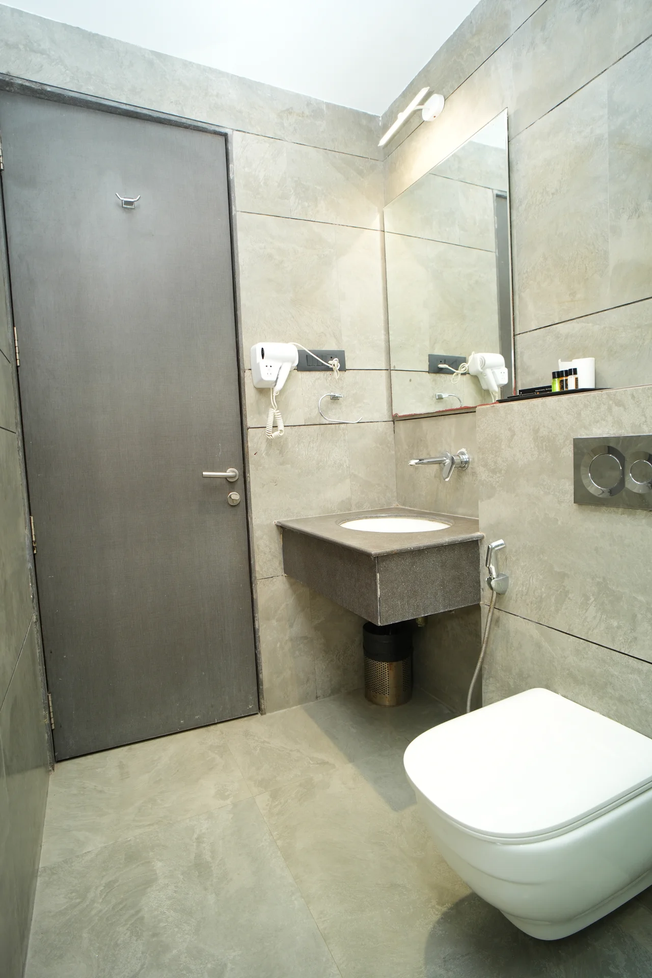 Deluxe Room 4